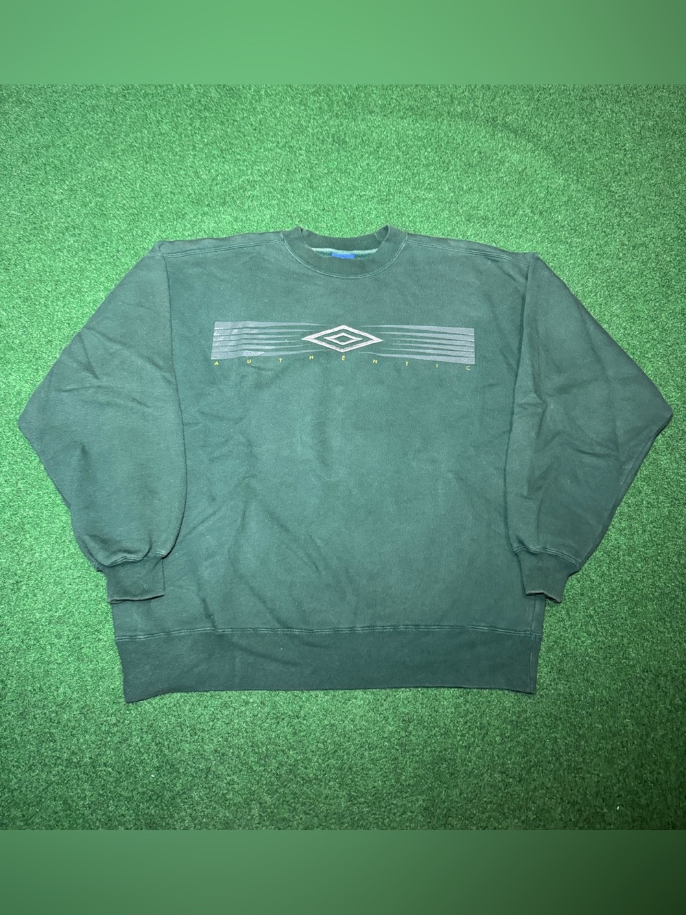 Umbro Vintage Sweatshirt Large Green 24x28 Retro 90s Y2K Soccer Football